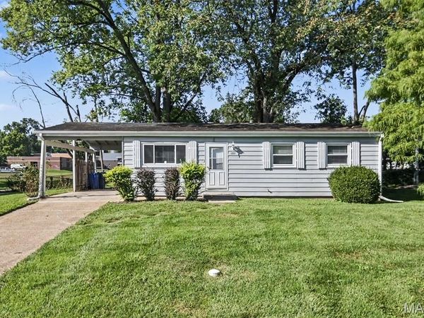 1220 Estes Drive , Florissant, MO 63031