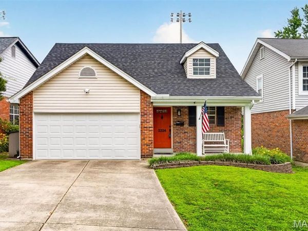 2224 Saint Clair Avenue, Brentwood, MO 63144