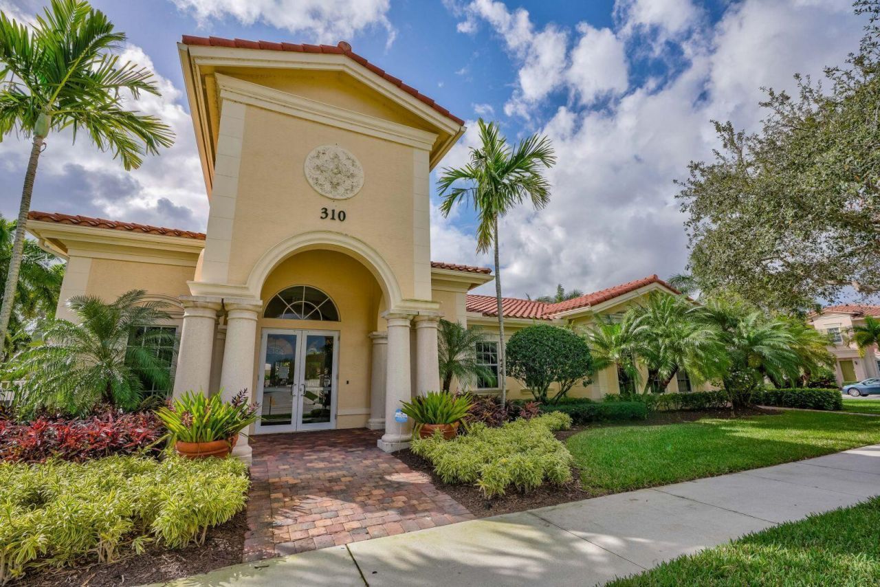 615 Dakota Drive, Jupiter, FL 33458 Photo