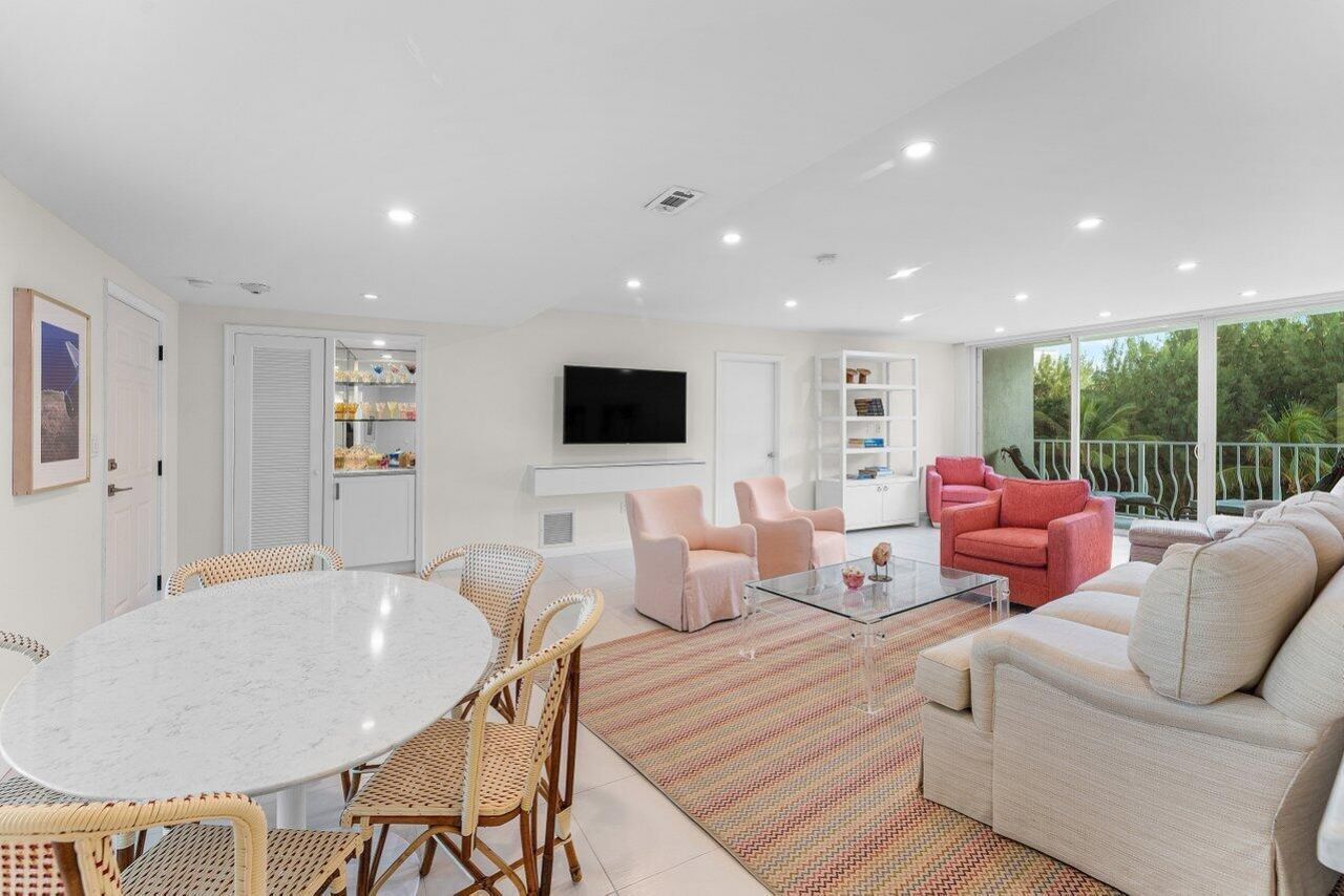 2774 S Ocean Boulevard, Unit 409, Palm Beach, FL 33480 Photo