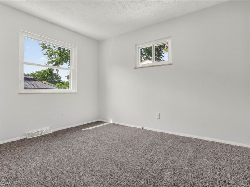 152 Kreiner Avenue , Akron, OH 44312 Photo 18