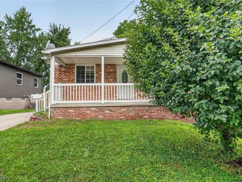 152 Kreiner Avenue , Akron, OH 44312 Photo 2