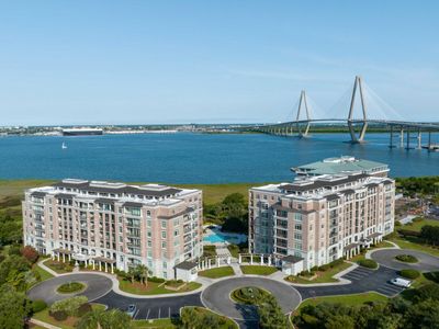 176 N Plaza Court, Unit 606, Mount Pleasant, SC 29464