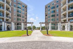 176 N Plaza Court photo 4