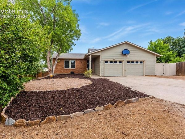 7930 N Legend Court, Colorado Springs, CO 80920