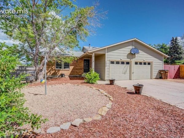 7930 N Legend Court, Colorado Springs, CO 80920