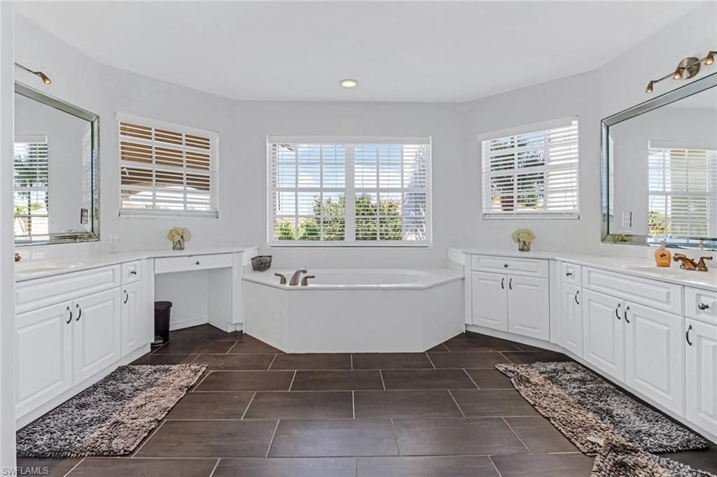 2018 Morning Sun Ln , Naples, FL 34119 Photo