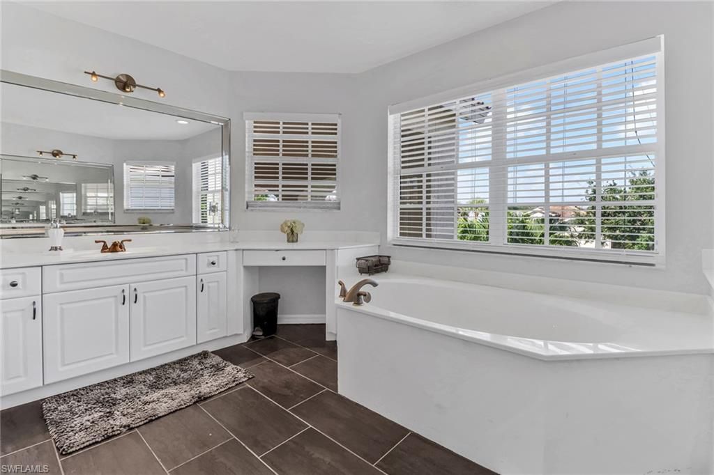 2018 Morning Sun Ln , Naples, FL 34119 Photo