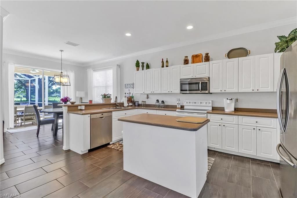2018 Morning Sun Ln , Naples, FL 34119 Photo
