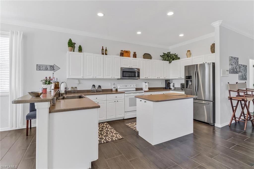 2018 Morning Sun Ln , Naples, FL 34119 Photo