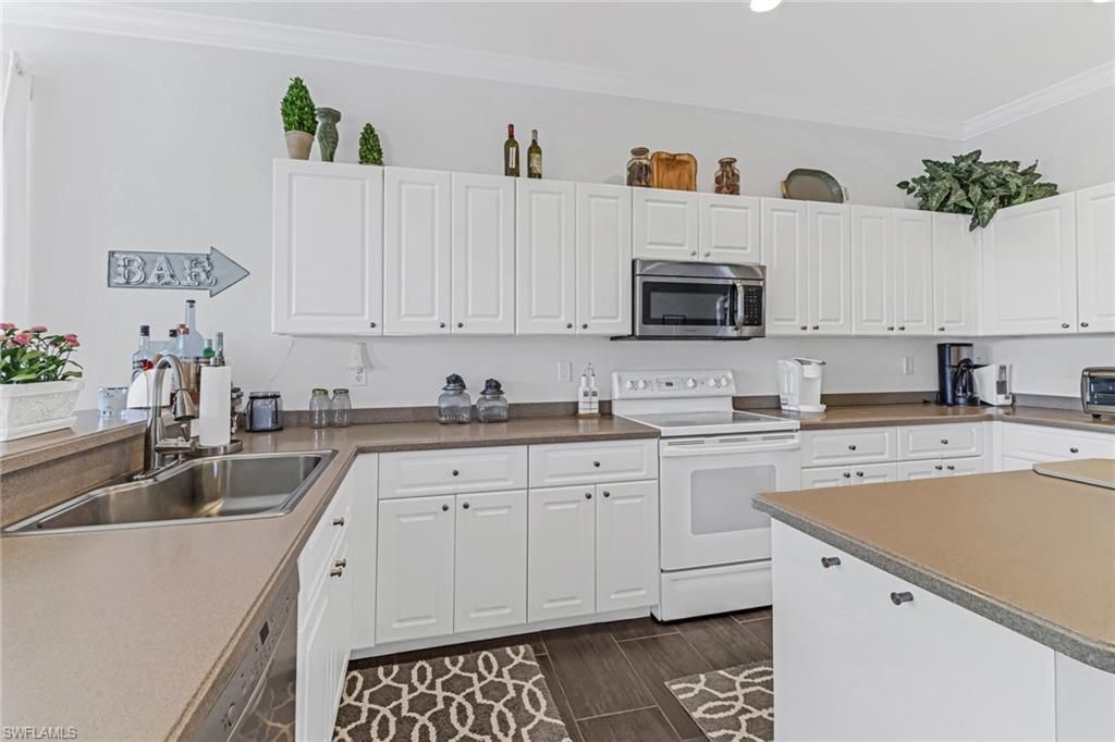 2018 Morning Sun Ln , Naples, FL 34119 Photo