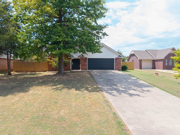 109 Claretta Drive , Roland, OK 74954