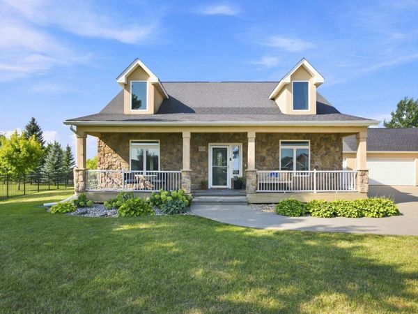 823 Birdie Court, Mapleton, ND 58059