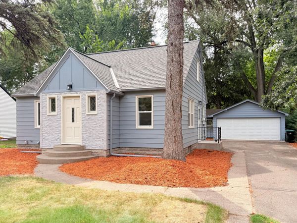 1896 Glenpaul Avenue, Arden Hills, MN 55112