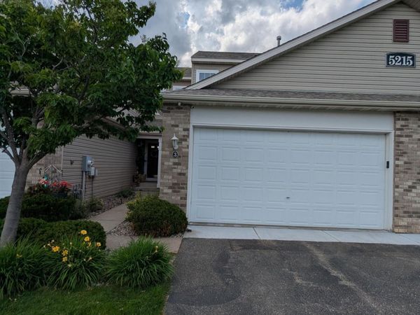 5215 Holly LA N, Unit 2403, Plymouth, MN 55446