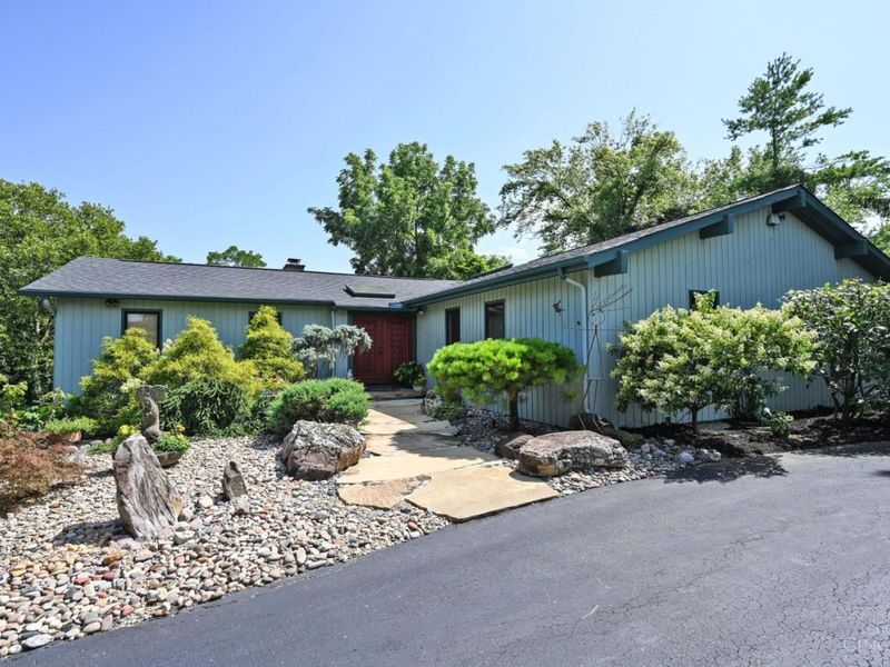 3057 Saddleback Drive, Anderson Township, OH 45244 Photo 3