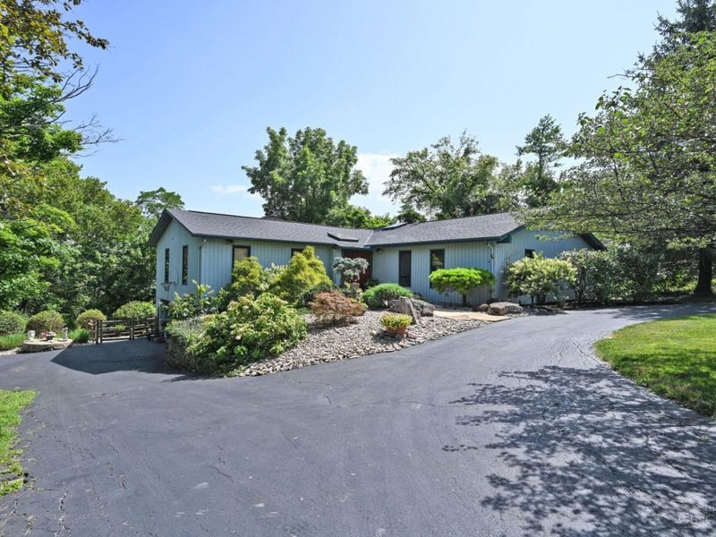 3057 Saddleback Drive, Anderson Township, OH 45244 Photo 5