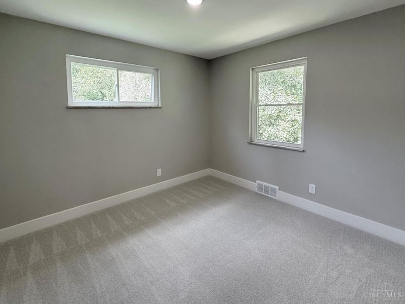 9661 Weik Road, Colerain Township, OH 45252 Photo 21