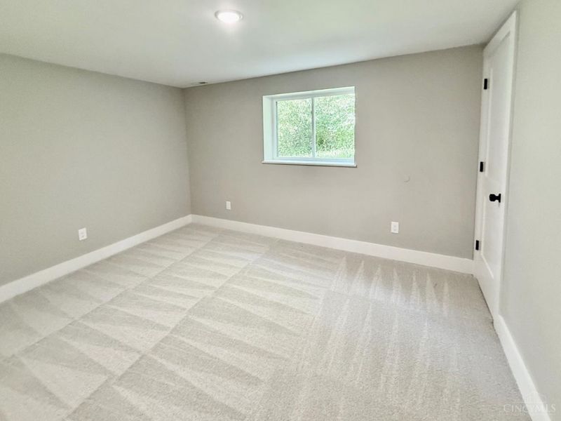 9661 Weik Road, Colerain Township, OH 45252 Photo 23