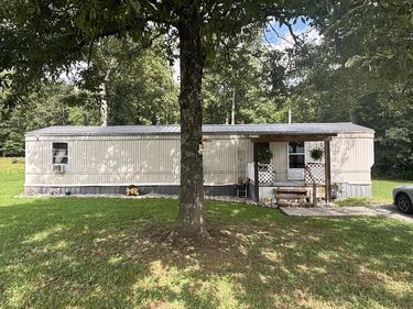 271 Geneva Drive, Russell Springs, KY 42642