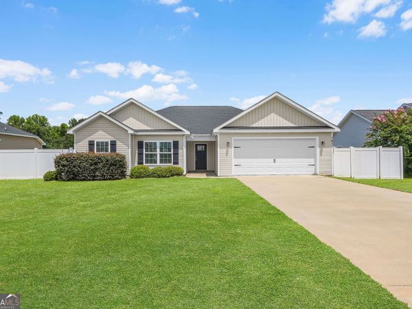 7021 White Pine Avenue, Statesboro, GA 30458