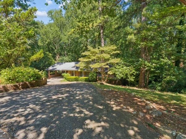 5813 Ohara Drive, Stone Mountain, GA 30087