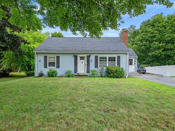 6 Marsh Avenue, Salem, NH 03079