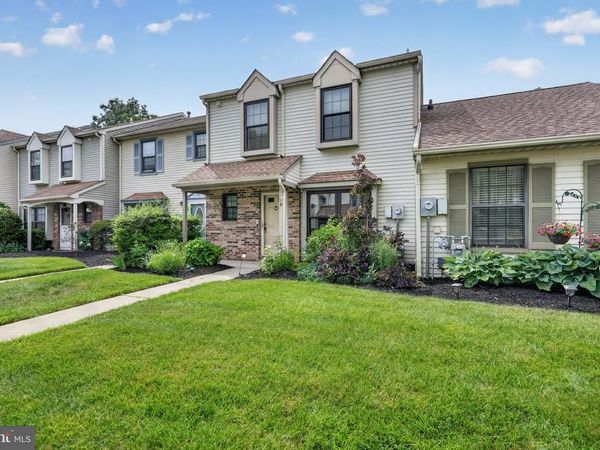 13 ASHFORD COURT, ROBBINSVILLE, NJ 08691