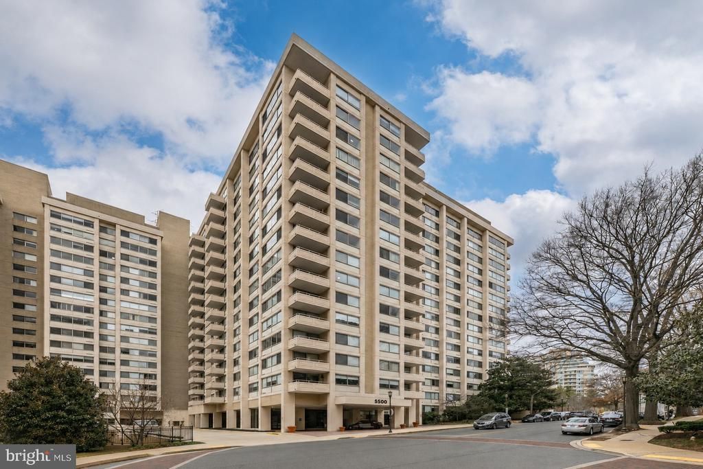 5500 FRIENDSHIP BOULEVARD, CHEVY CHASE, MD 20815