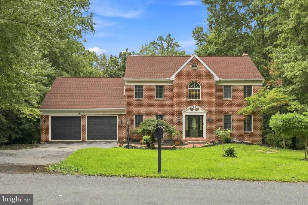 226 DOGWOOD DRIVE, ELIZABETHTOWN, PA 17022