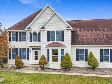 145 Barrington Road N, Horseheads, NY 14845