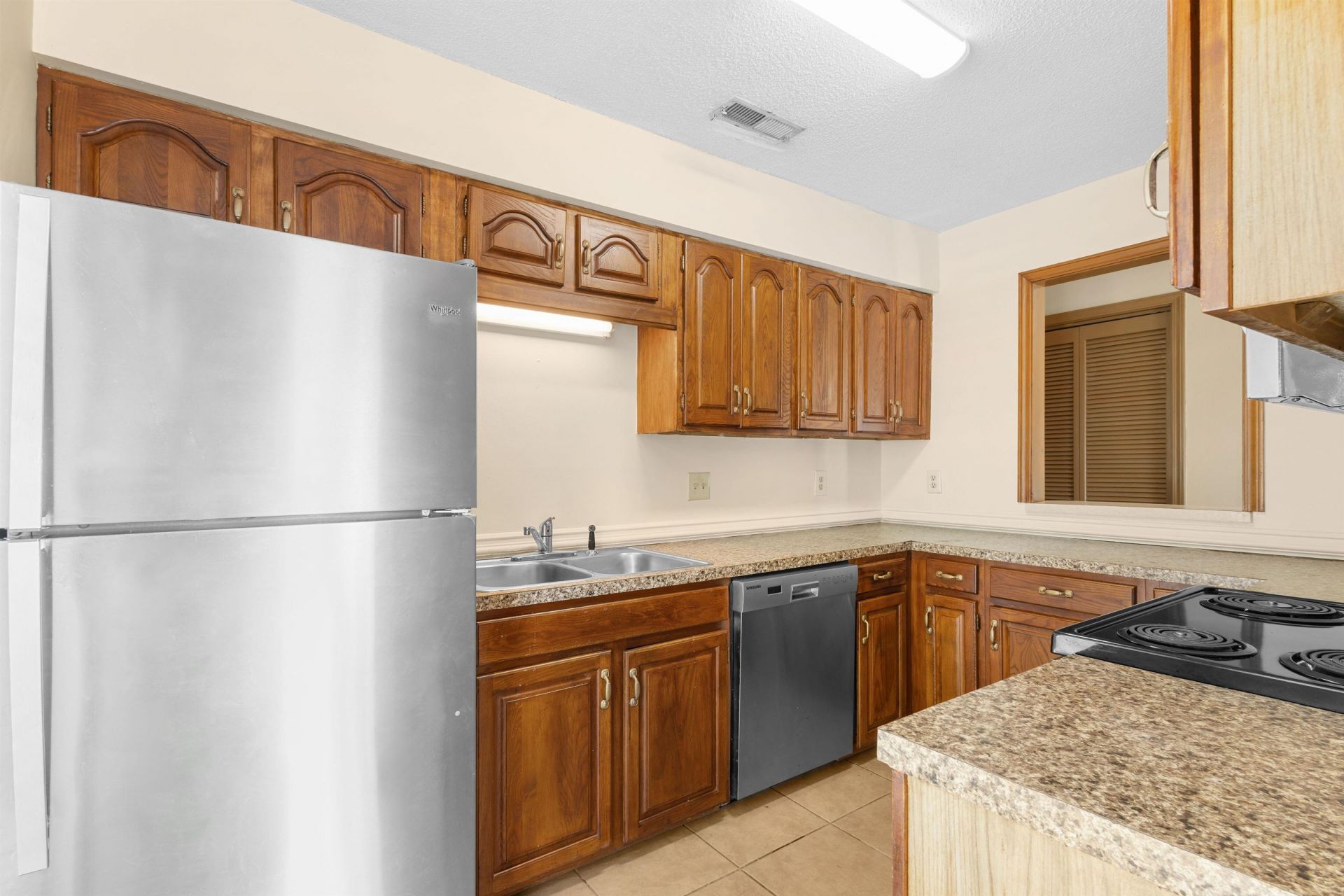 186 Williamsburg Rd. Photo 12