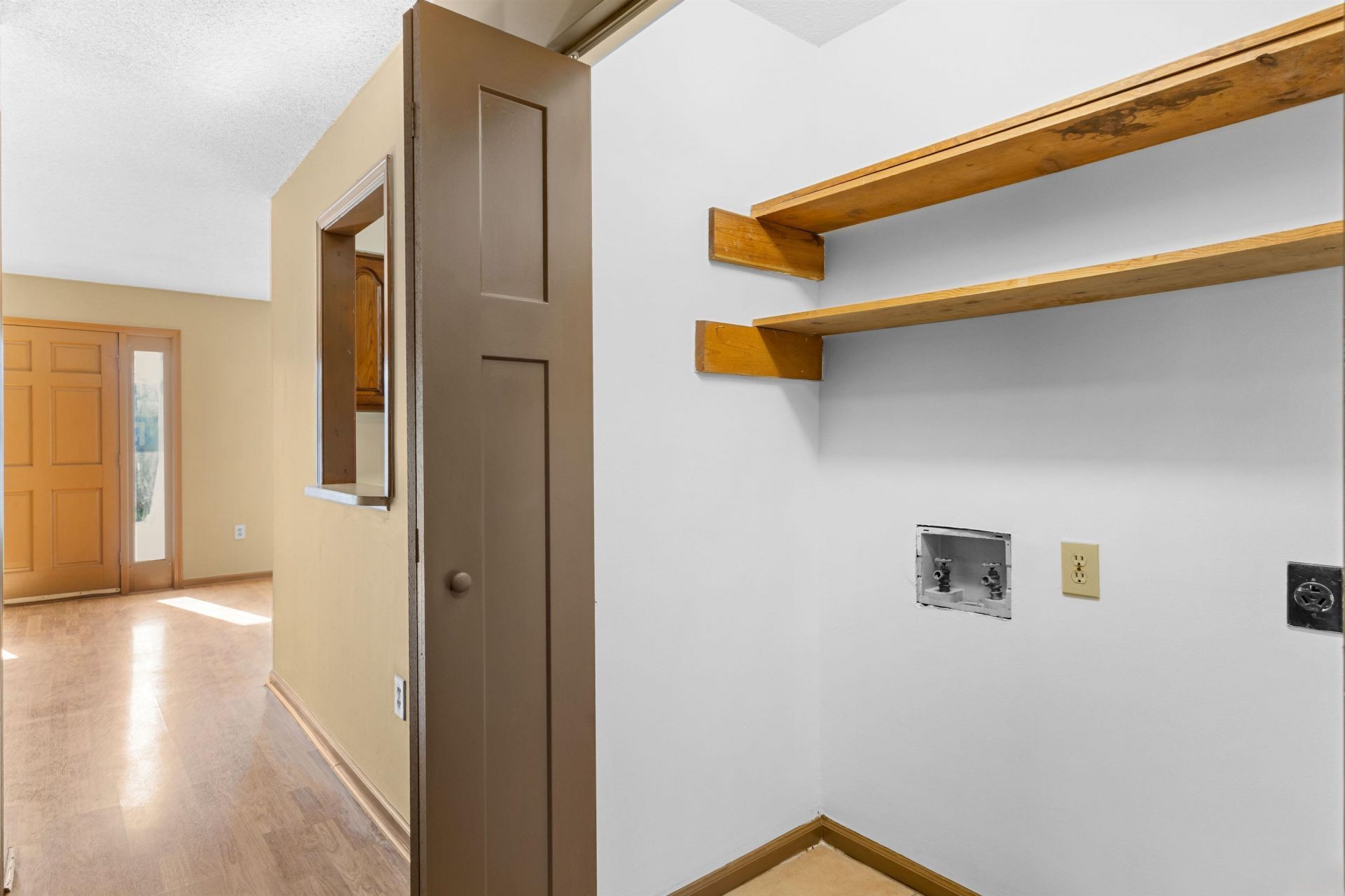 186 Williamsburg Rd. Photo 28