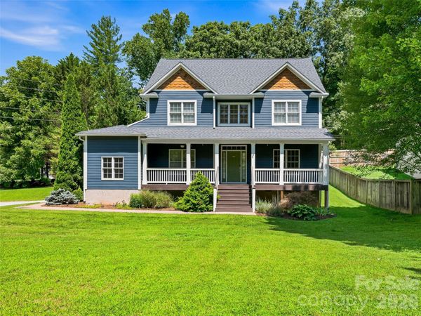 5 Amelia Court , Arden, NC 28704