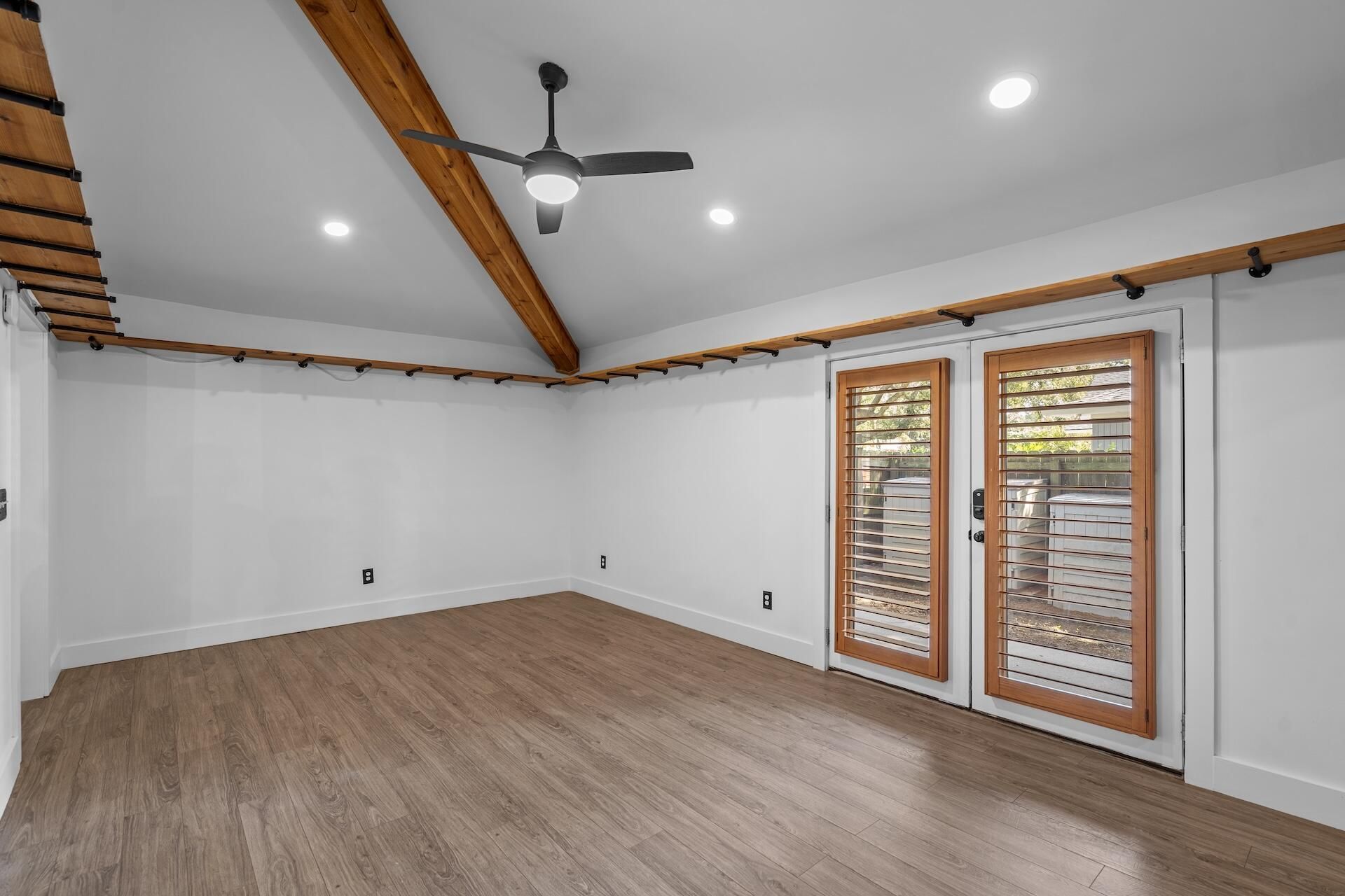 1317 Fort Johnson Road Photo 23