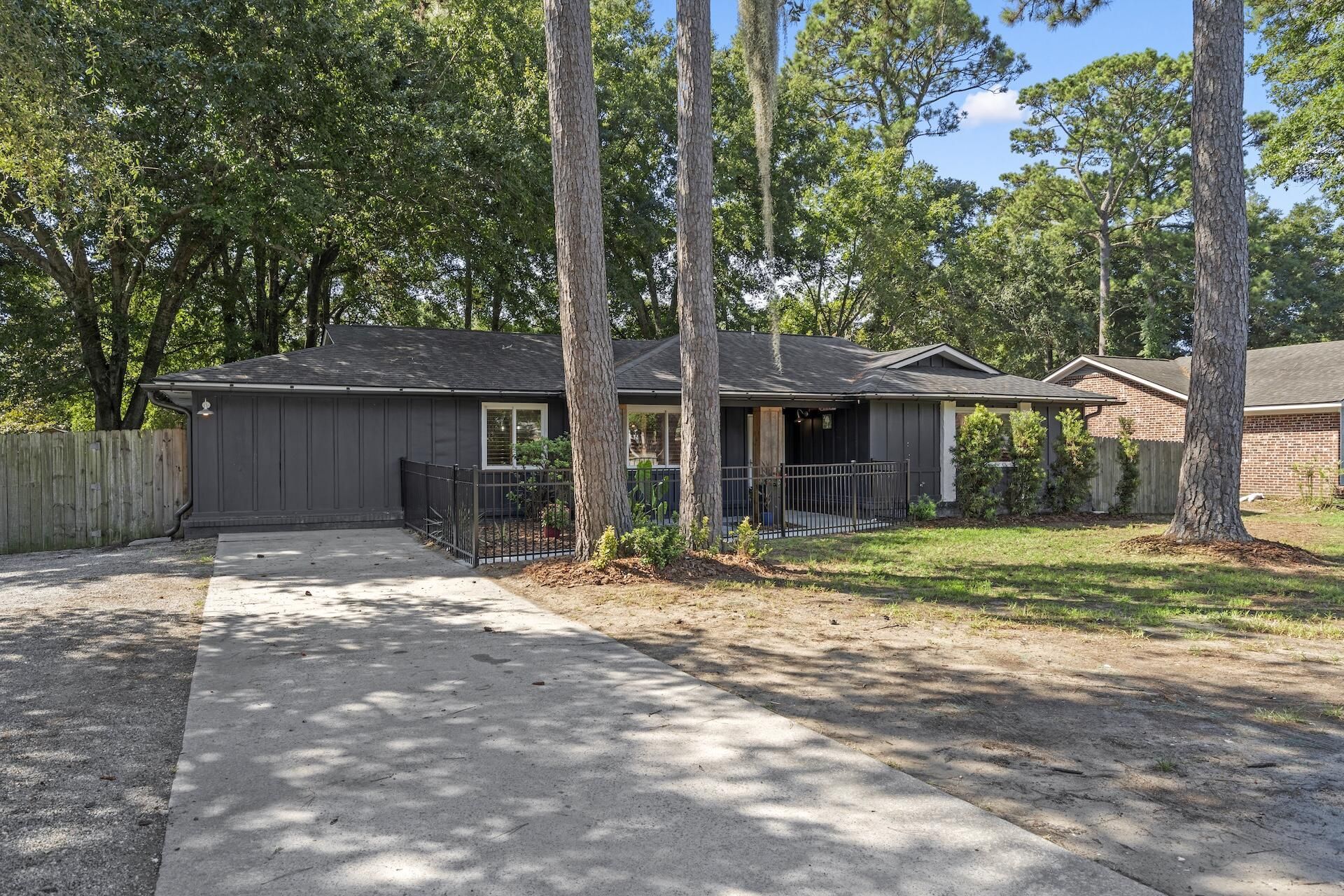 1317 Fort Johnson Road Photo 33