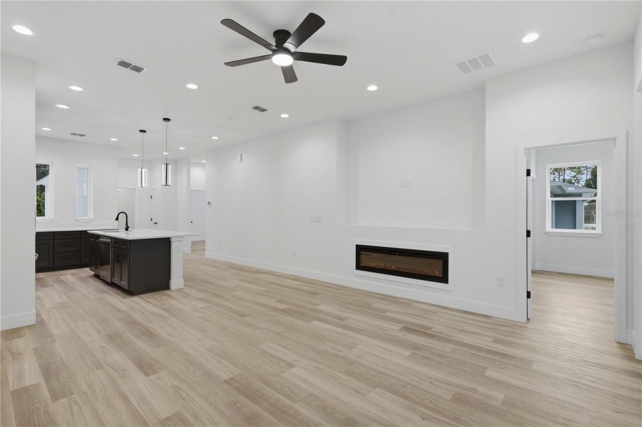 8 Second Path , Unit A & B, Palm Coast, FL 32164 Photo