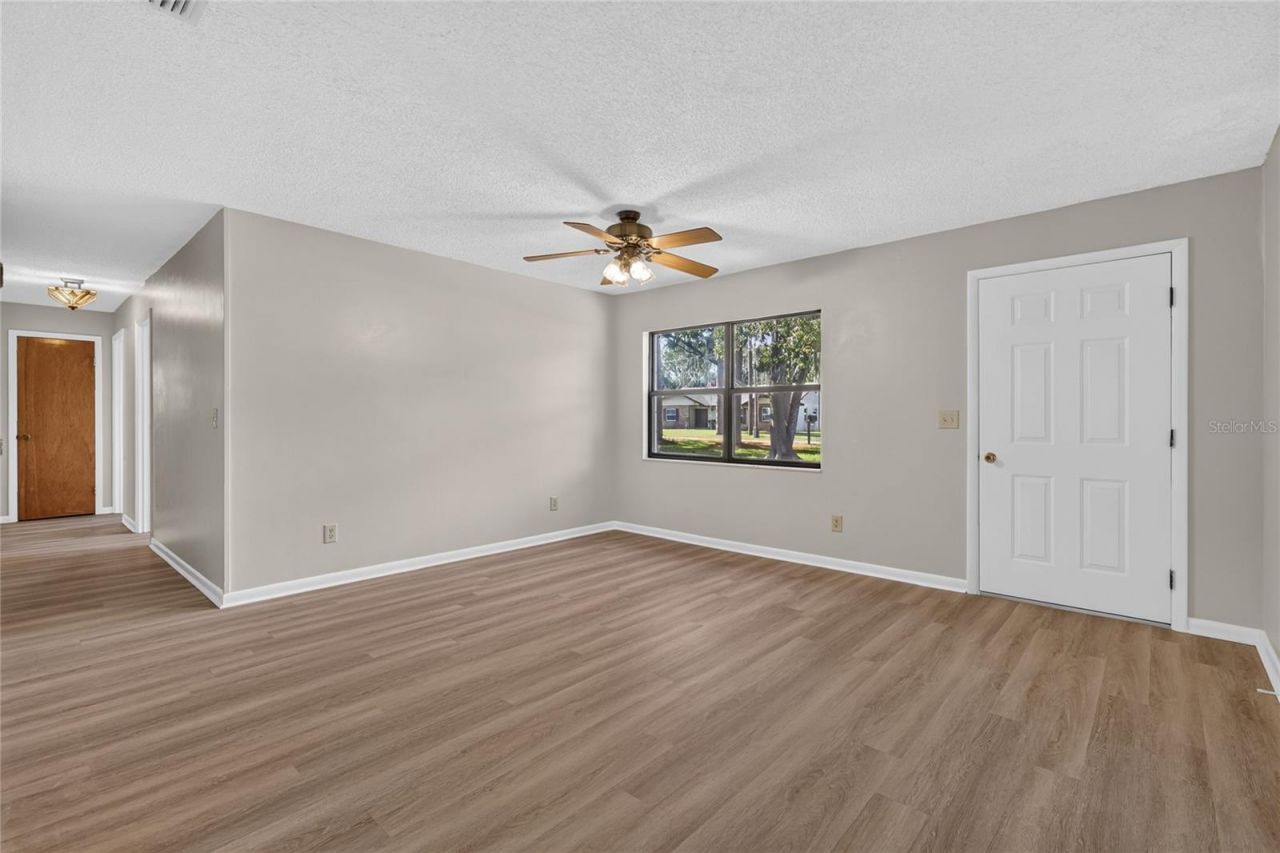 17911 Beach Street , Umatilla, FL 32784 Photo