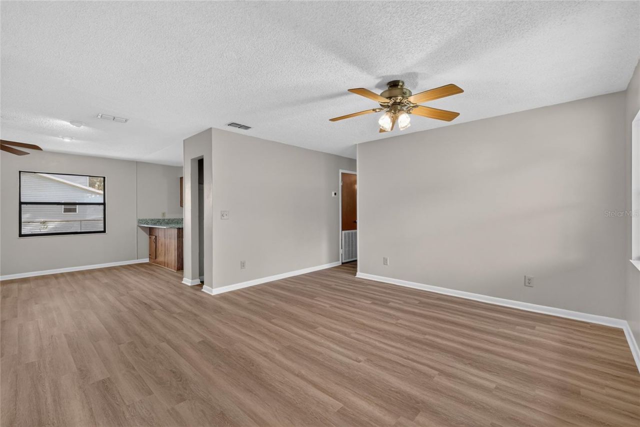 17911 Beach Street , Umatilla, FL 32784 Photo