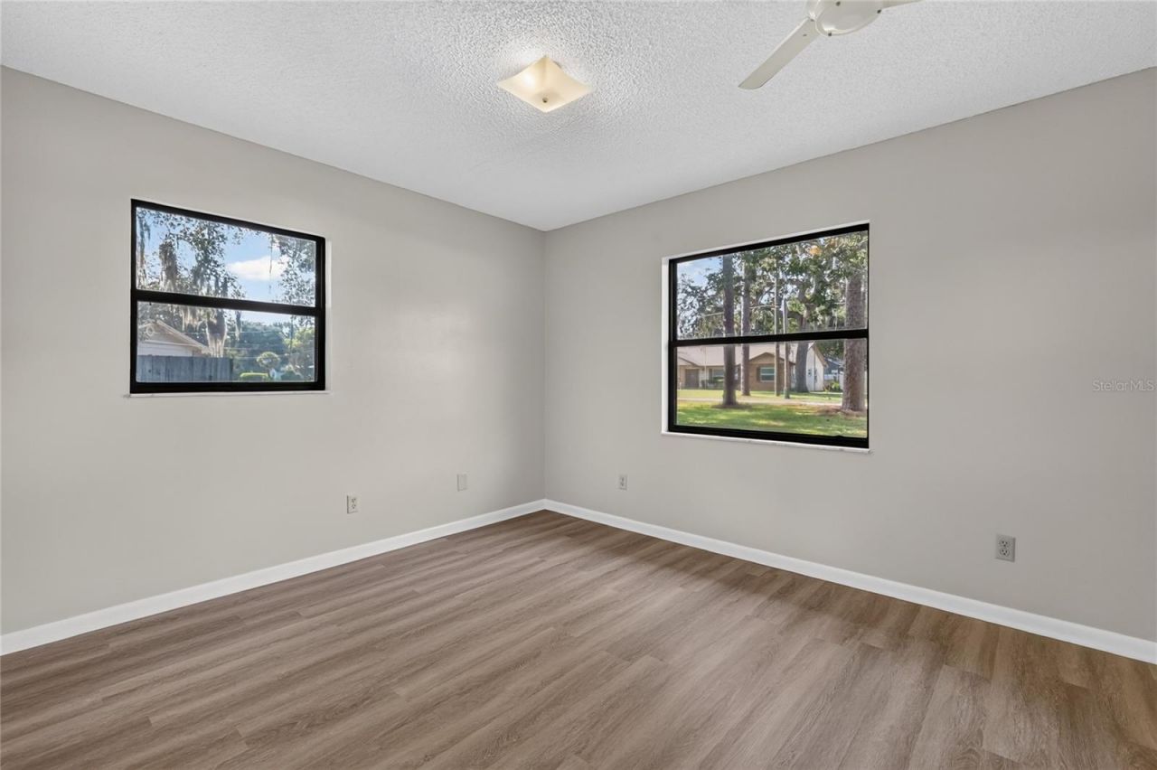 17911 Beach Street , Umatilla, FL 32784 Photo