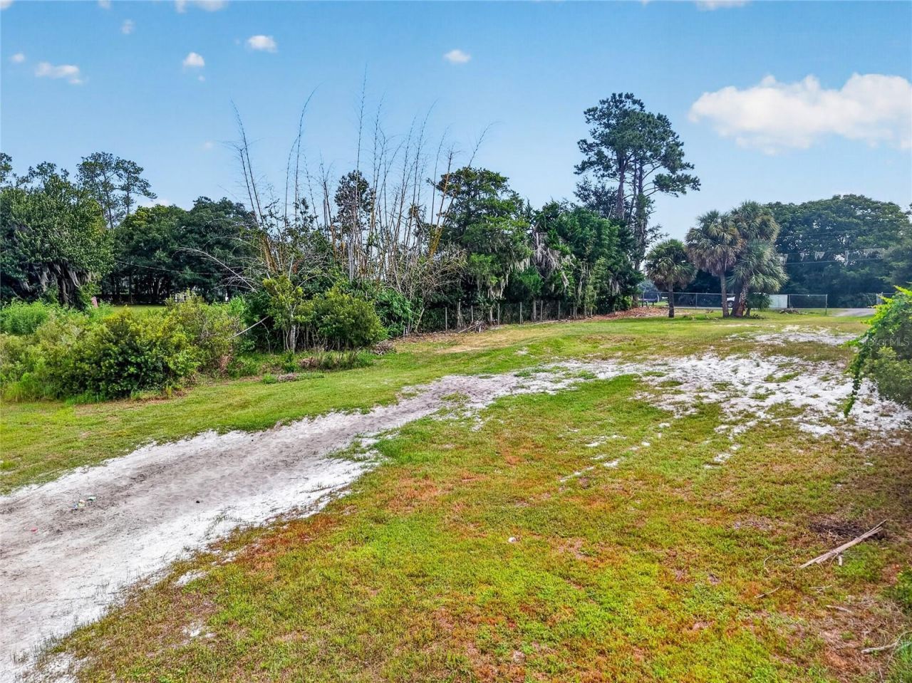 17911 Beach Street , Umatilla, FL 32784 Photo