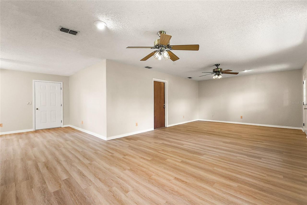 17911 Beach Street , Umatilla, FL 32784 Photo