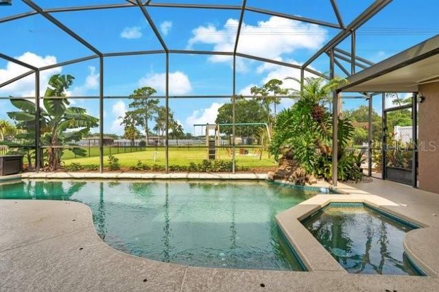 4512 Bridgewater Drive , Orlando, FL 32817 Photo