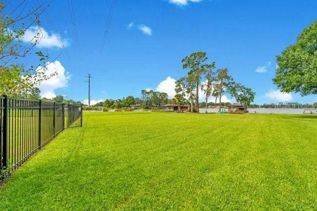 4512 Bridgewater Drive , Orlando, FL 32817 Photo