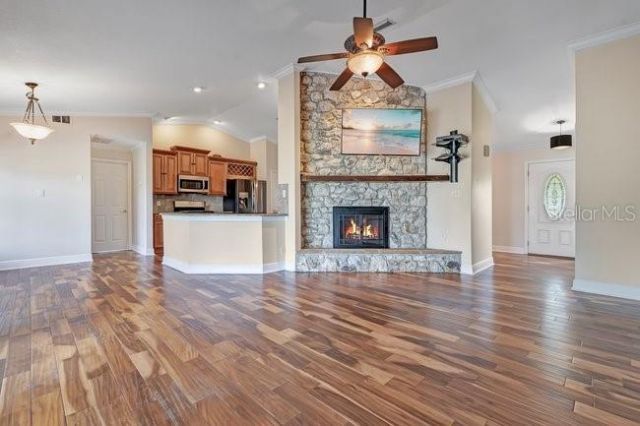 4512 Bridgewater Drive , Orlando, FL 32817 Photo