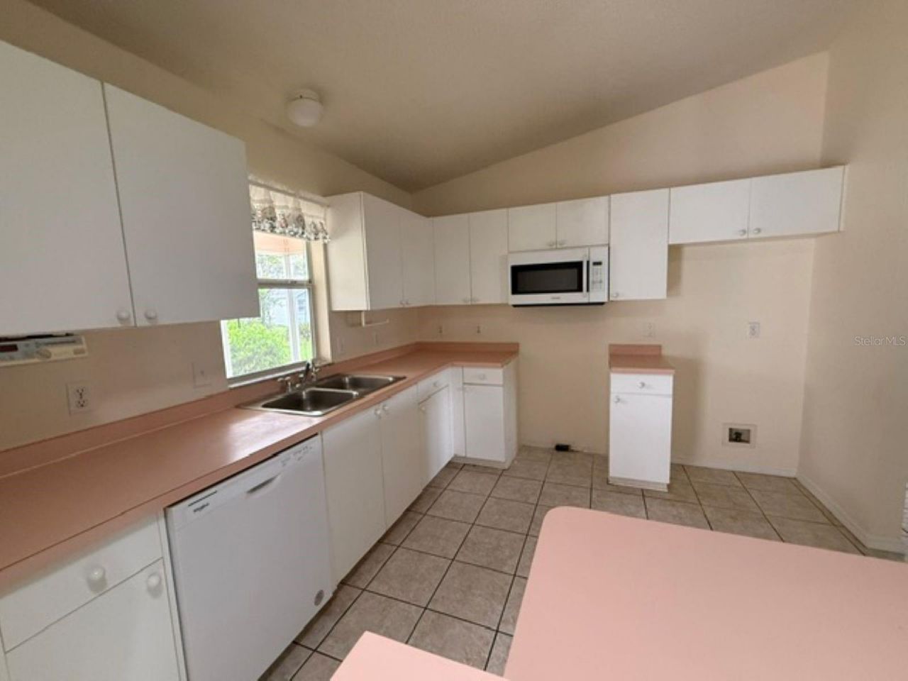 208 Aragon Lane , Lady Lake, FL 32159 Photo