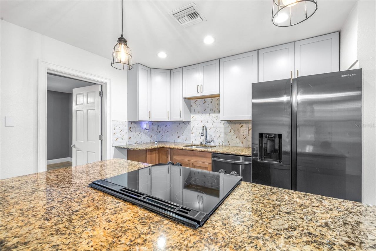 729 88th Avenue N, Saint Petersburg, FL 33702 Photo