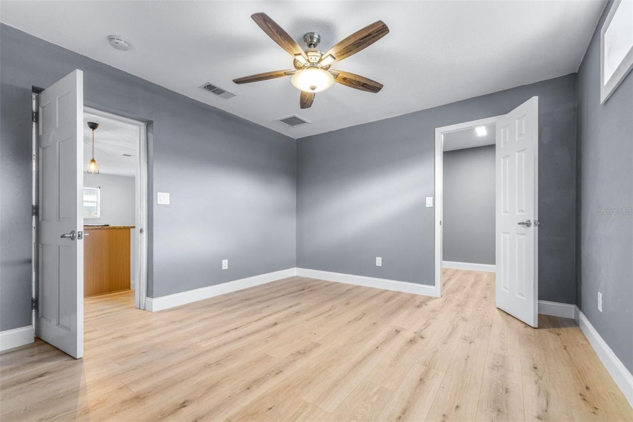 729 88th Avenue N, Saint Petersburg, FL 33702 Photo