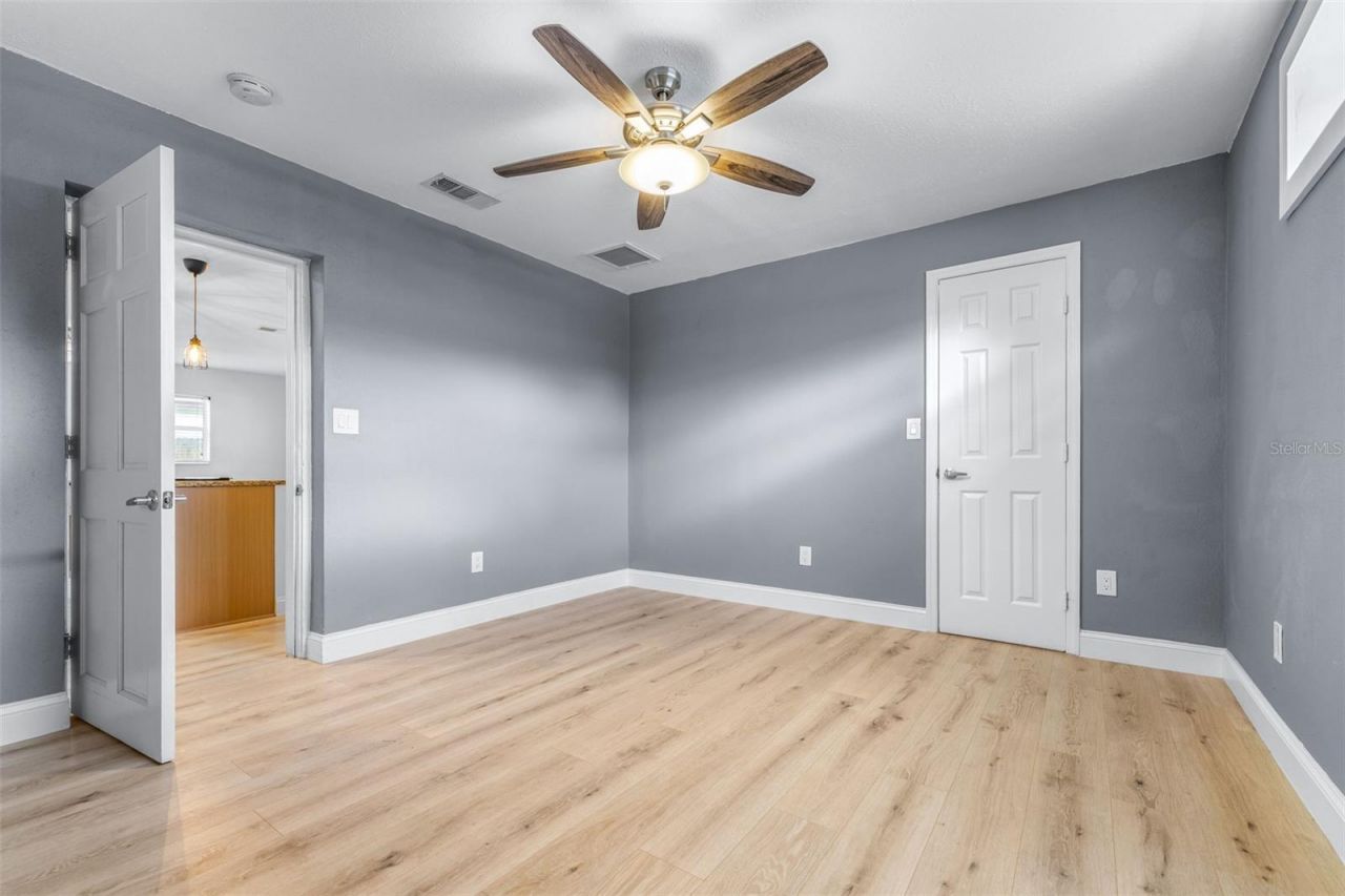 729 88th Avenue N, Saint Petersburg, FL 33702 Photo