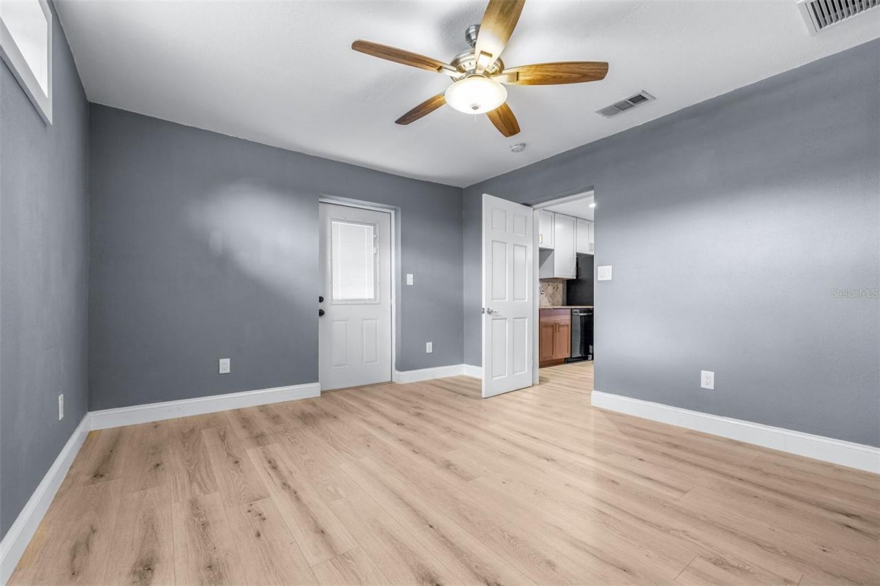 729 88th Avenue N, Saint Petersburg, FL 33702 Photo